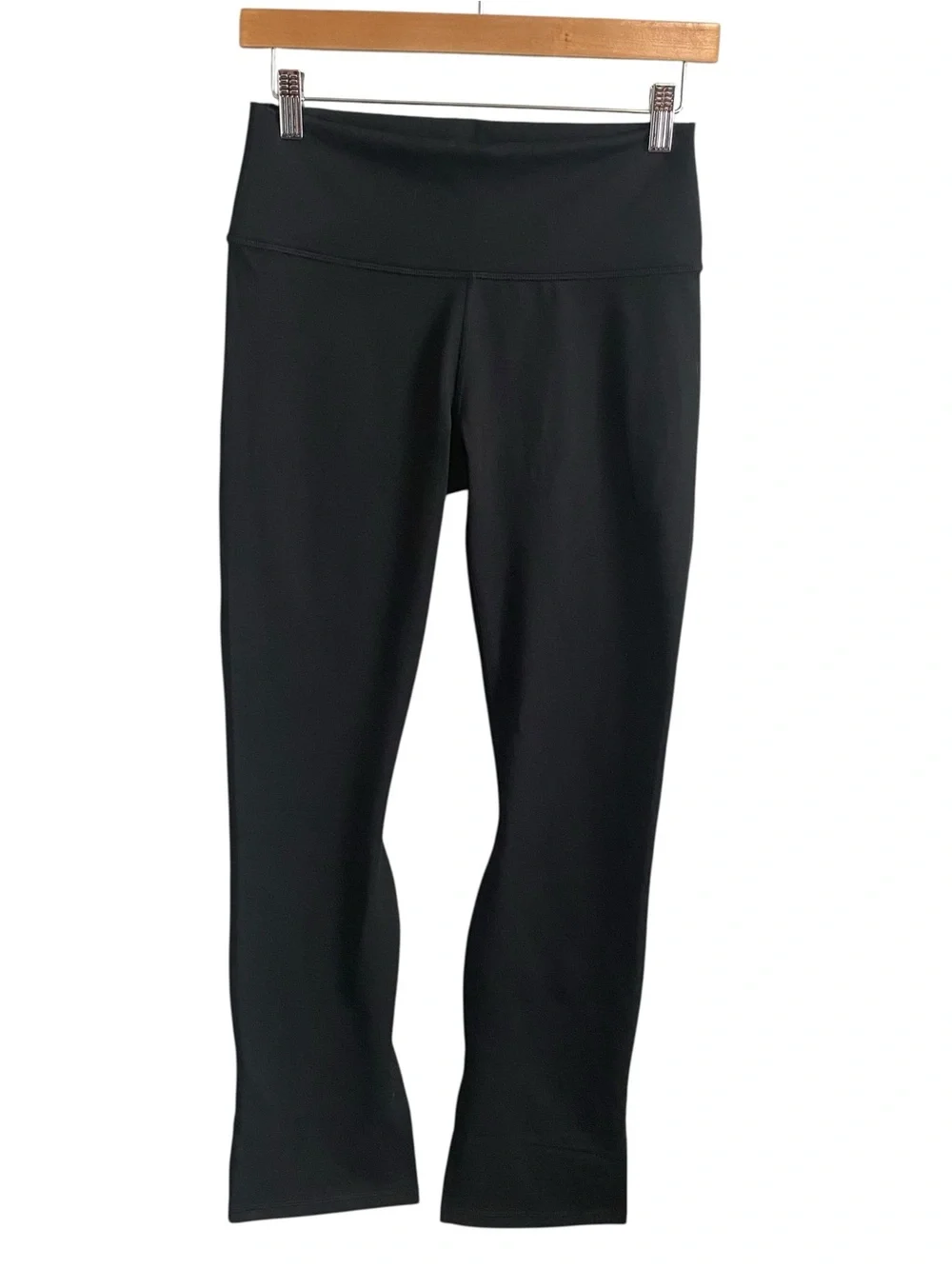 NWT Yitty Iconic Black Mid Rise Powerhold Split Flare Legging Size Medium - Picture 3 of 7
